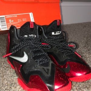 Lebron 11 “Away” Size 5